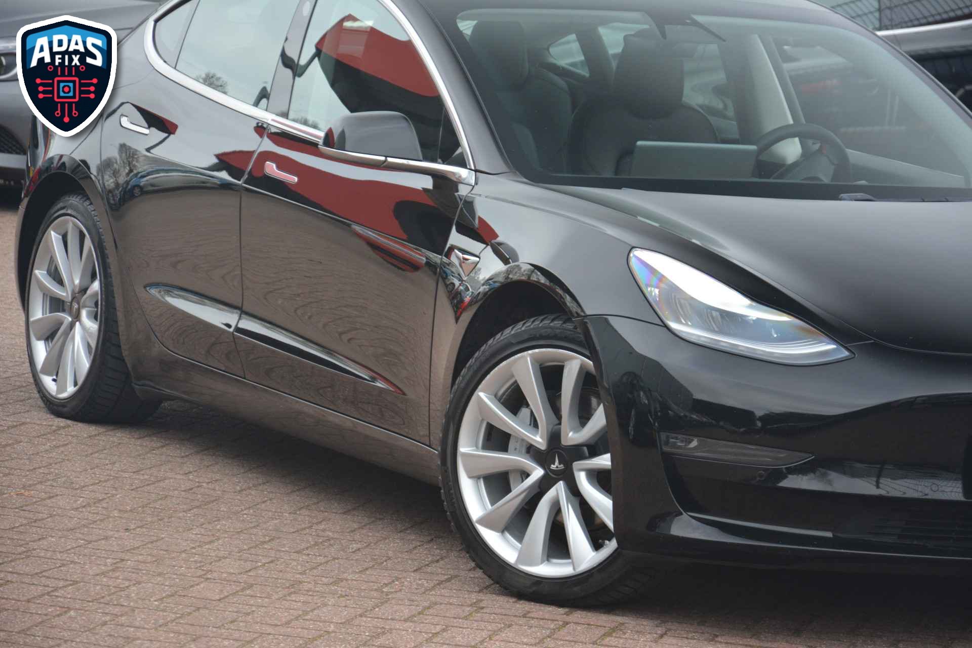 Foto del TESLA MODEL 3 GRAN AUTONOMÍA