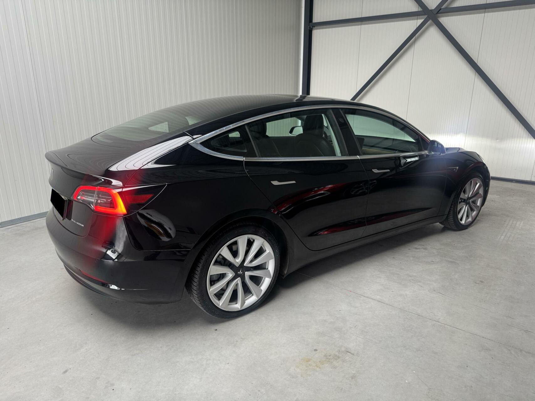 Foto del TESLA MODEL 3 GRAN AUTONOMÍA
