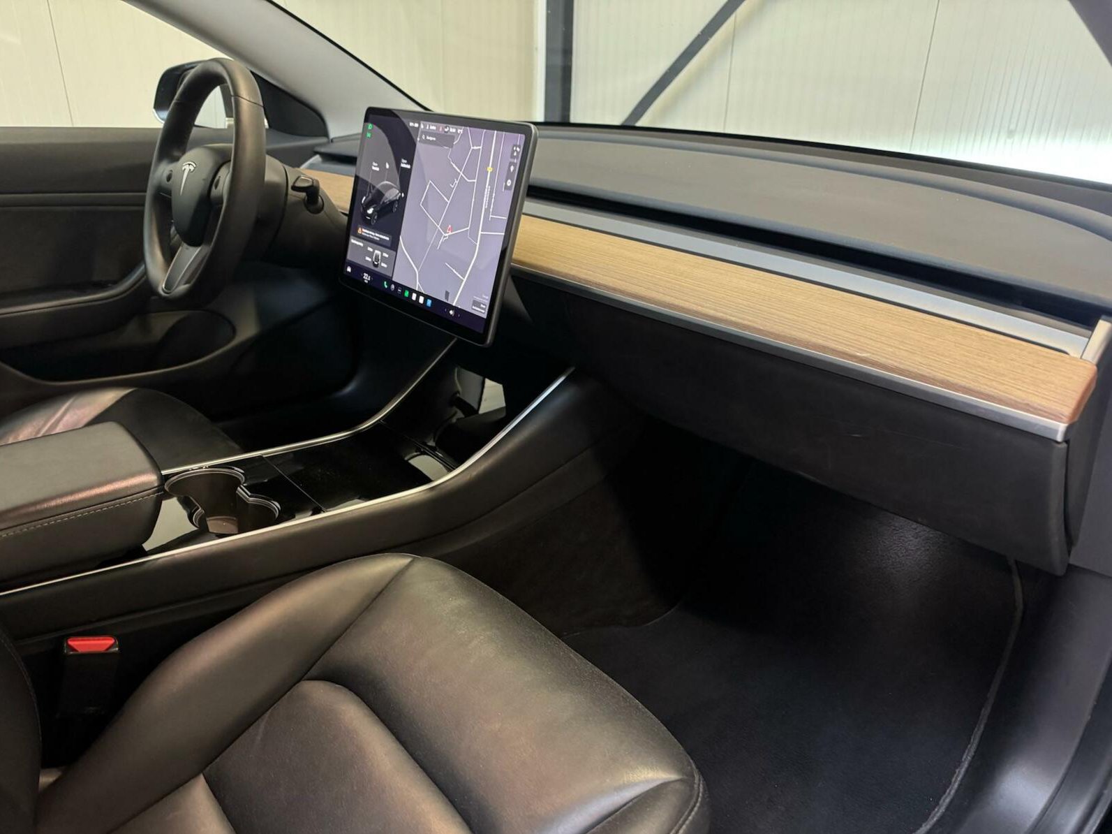 Foto del TESLA MODEL 3 GRAN AUTONOMÍA