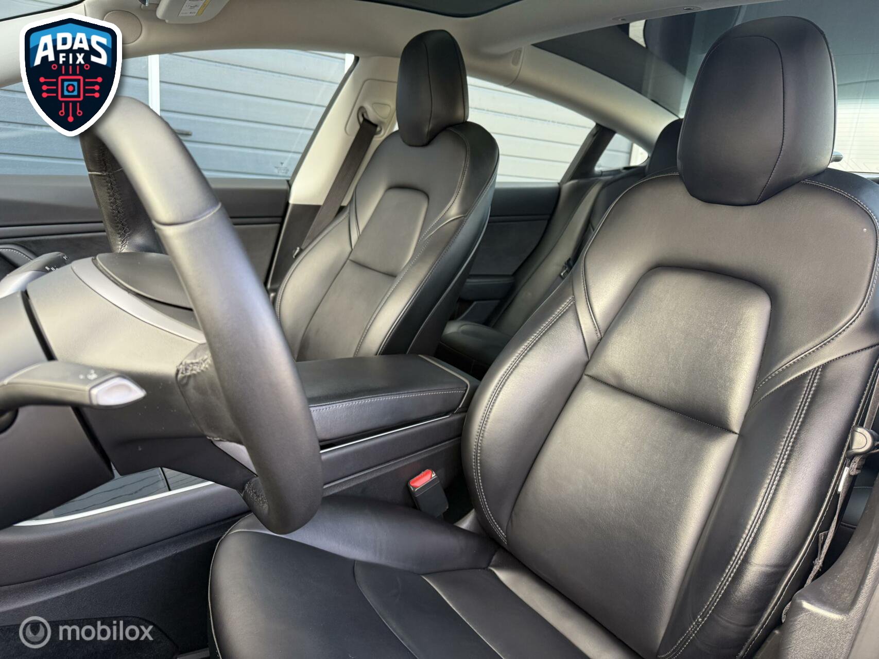 Foto del TESLA MODEL 3 GRAN AUTONOMIA